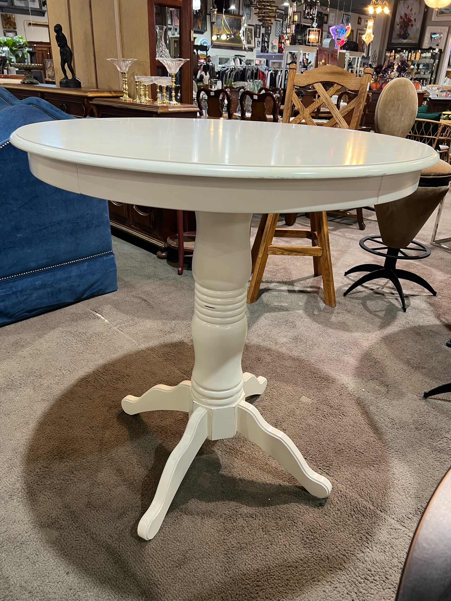 Pier 1 Round White Wood Pedestal Dining Table