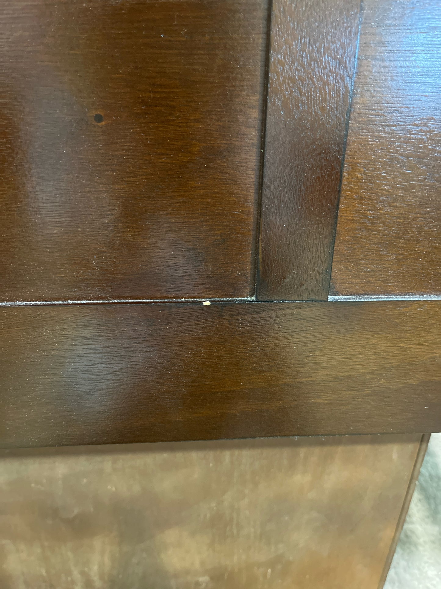 Queen Size Dark Wood Sleigh Bed