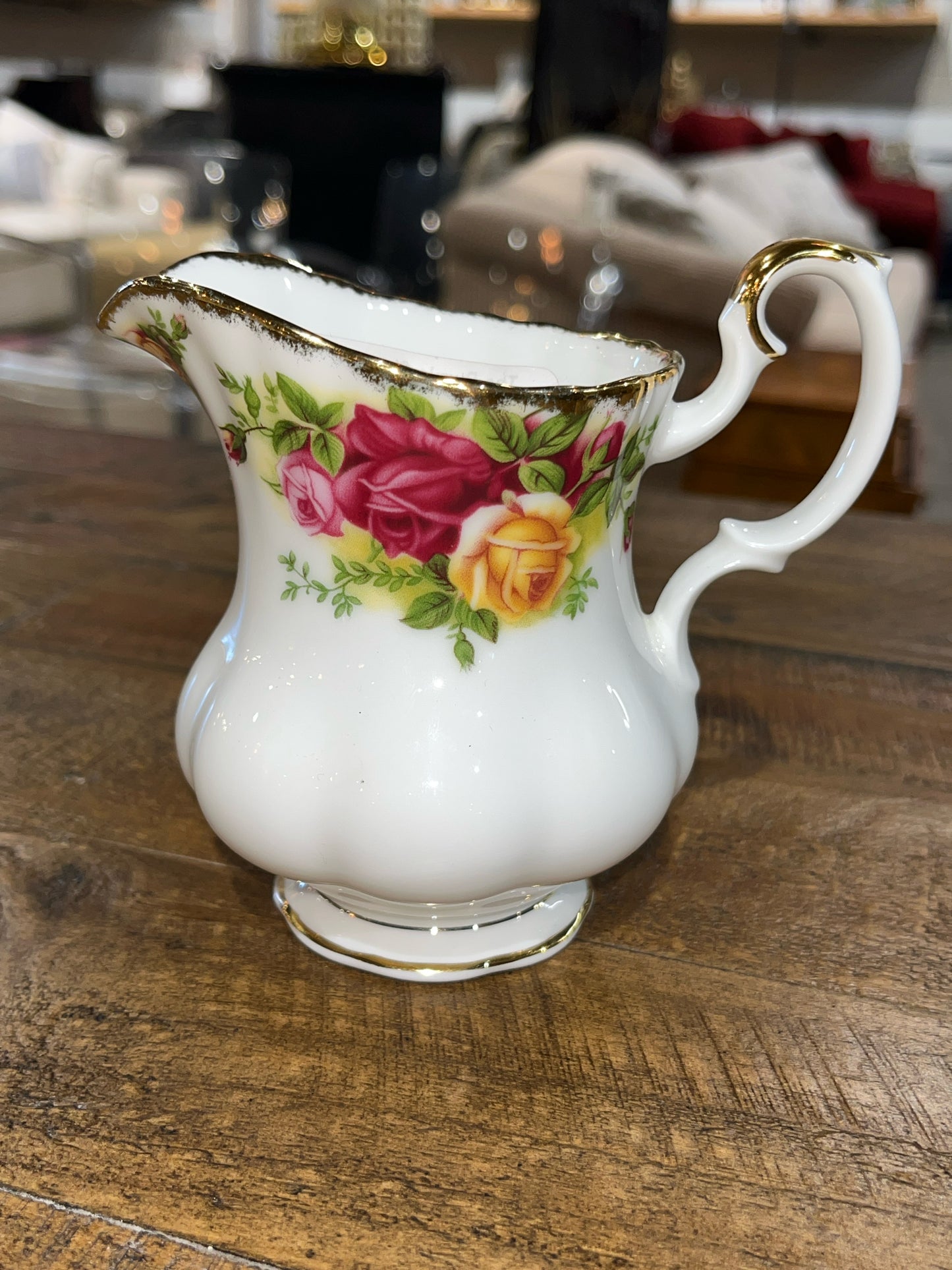Royal Albert Old Country Roses 16 Piece Tea Set