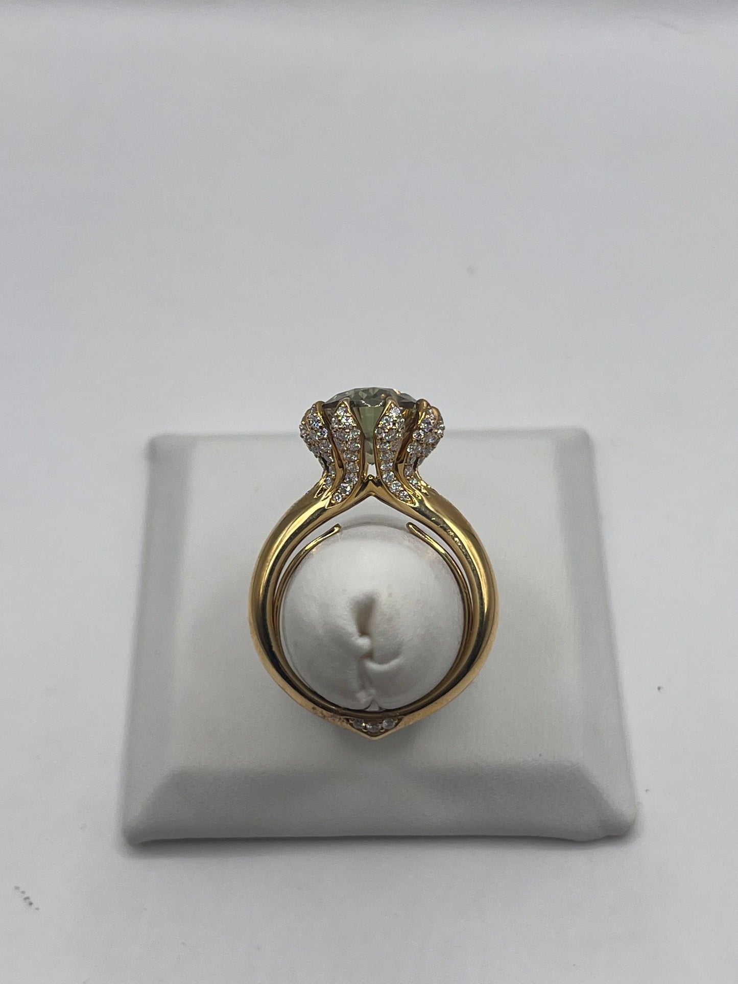 Kat Florence 18K Yellow Gold Zultanite & Diamond Ring