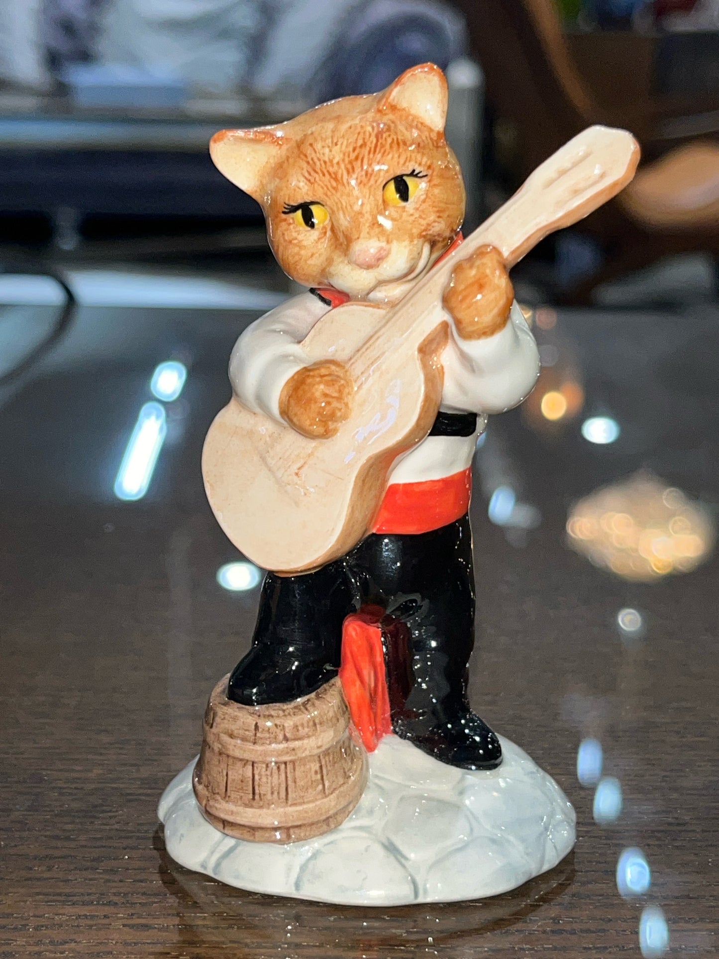 Beswick "Feline Flamenco" Cat Figurine