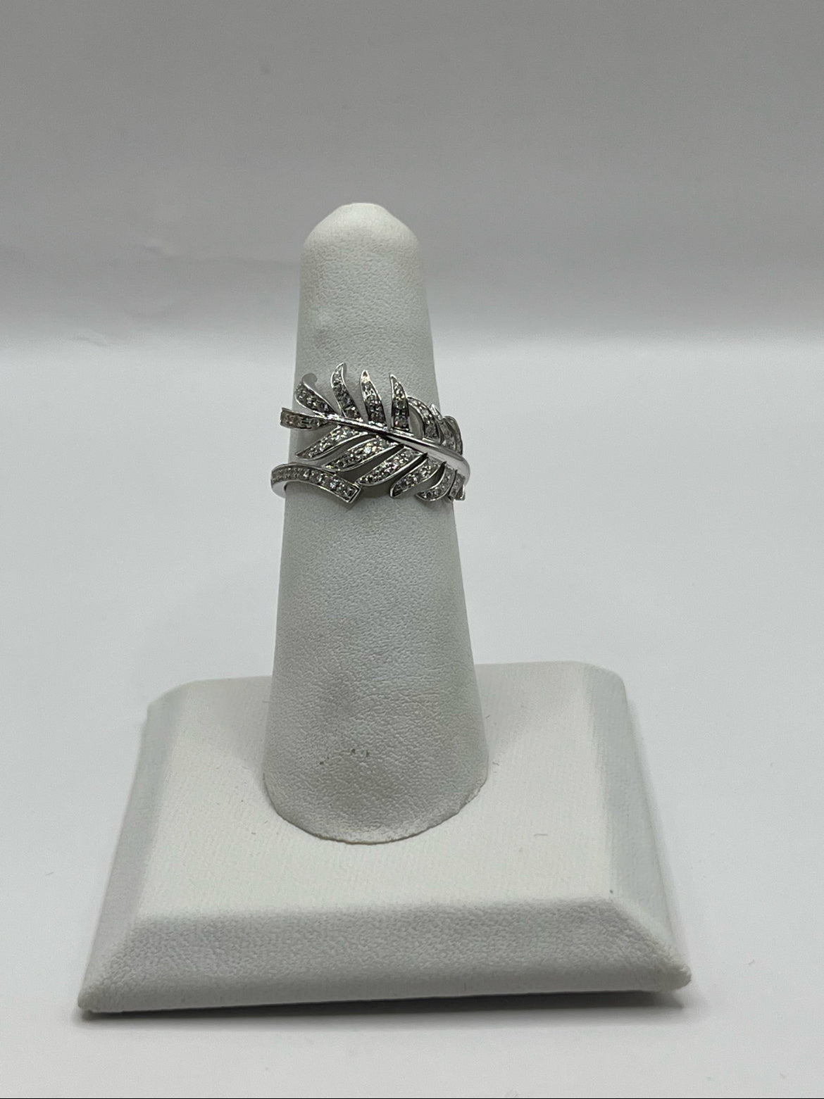 Chanel 18K White Gold & Diamond "Plume de Chanel" Ring