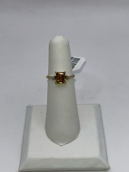 14K Yellow Gold Citrine Cocktail Ring