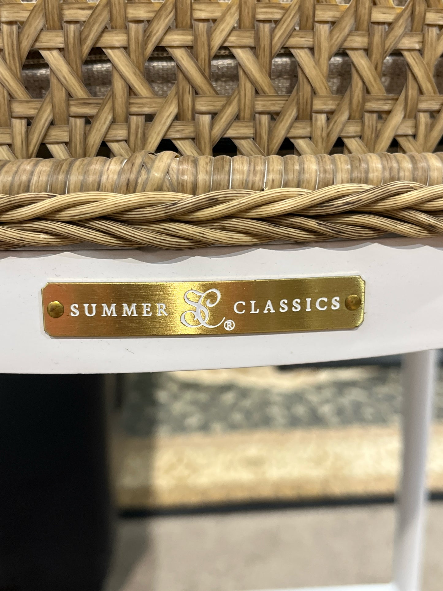 Summer Classics White Patio Bar