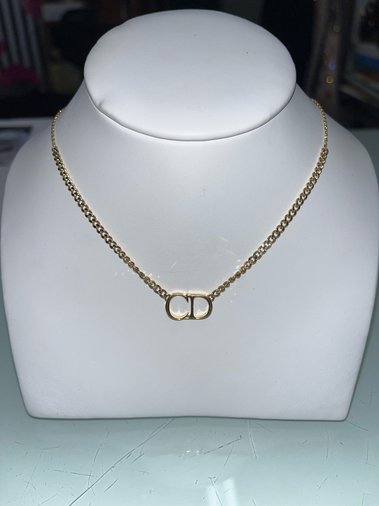 18K YG Necklace