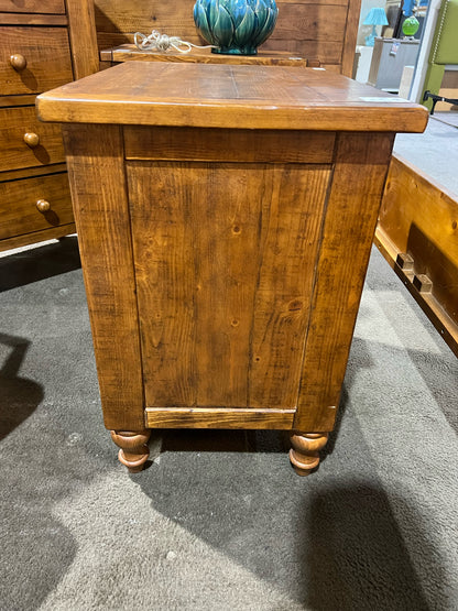 Pottery Barn Single Drawer Wood "Kendal" Nightstand
