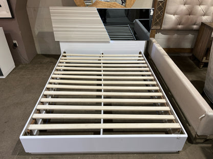 Queen Size White Lacquered Wood & Smoke Mirror Bed w/ LED Lights