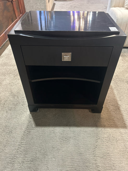 Century Single Drawer Nightstand