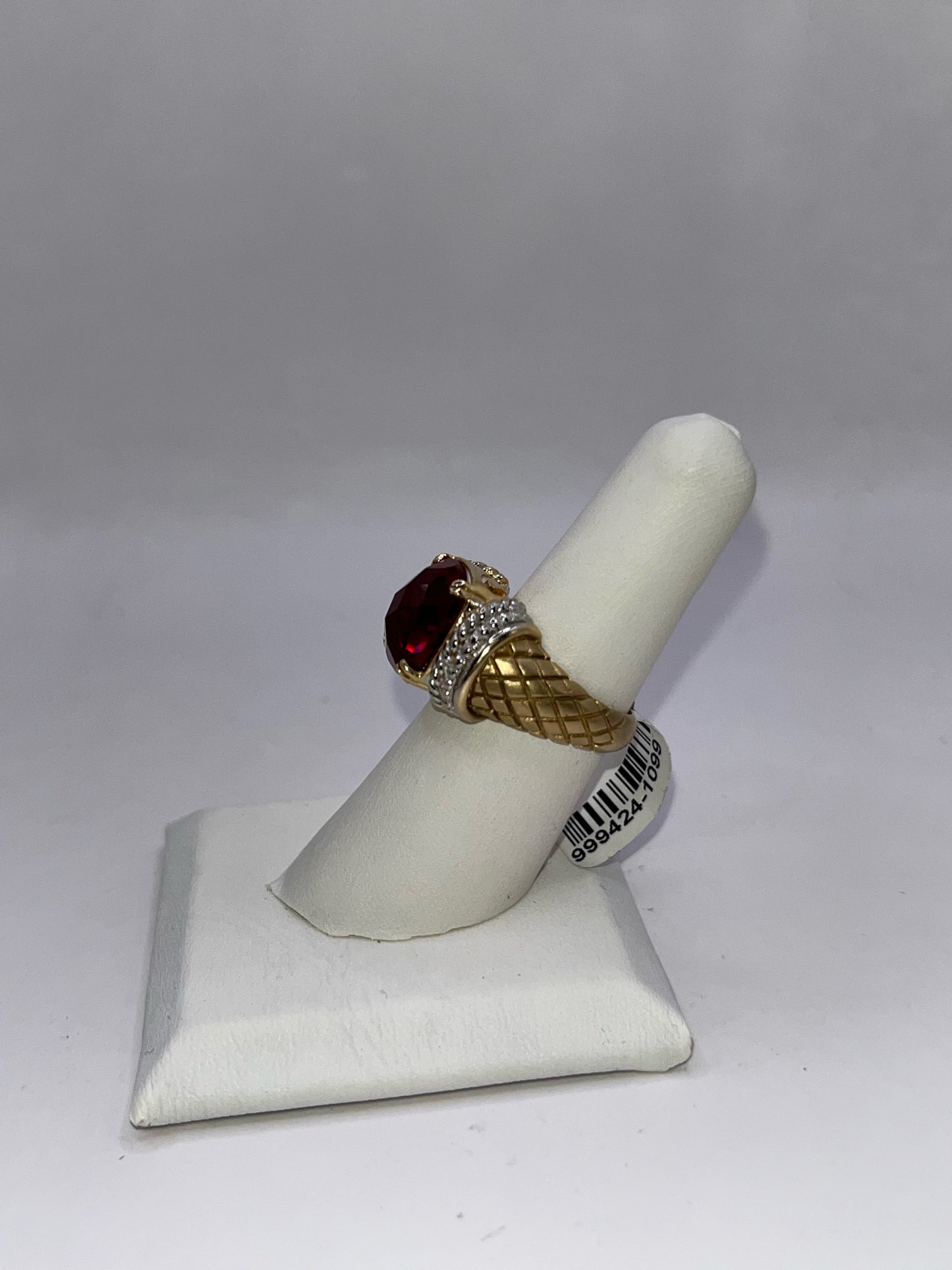 14K Yellow Gold Ruby Ring