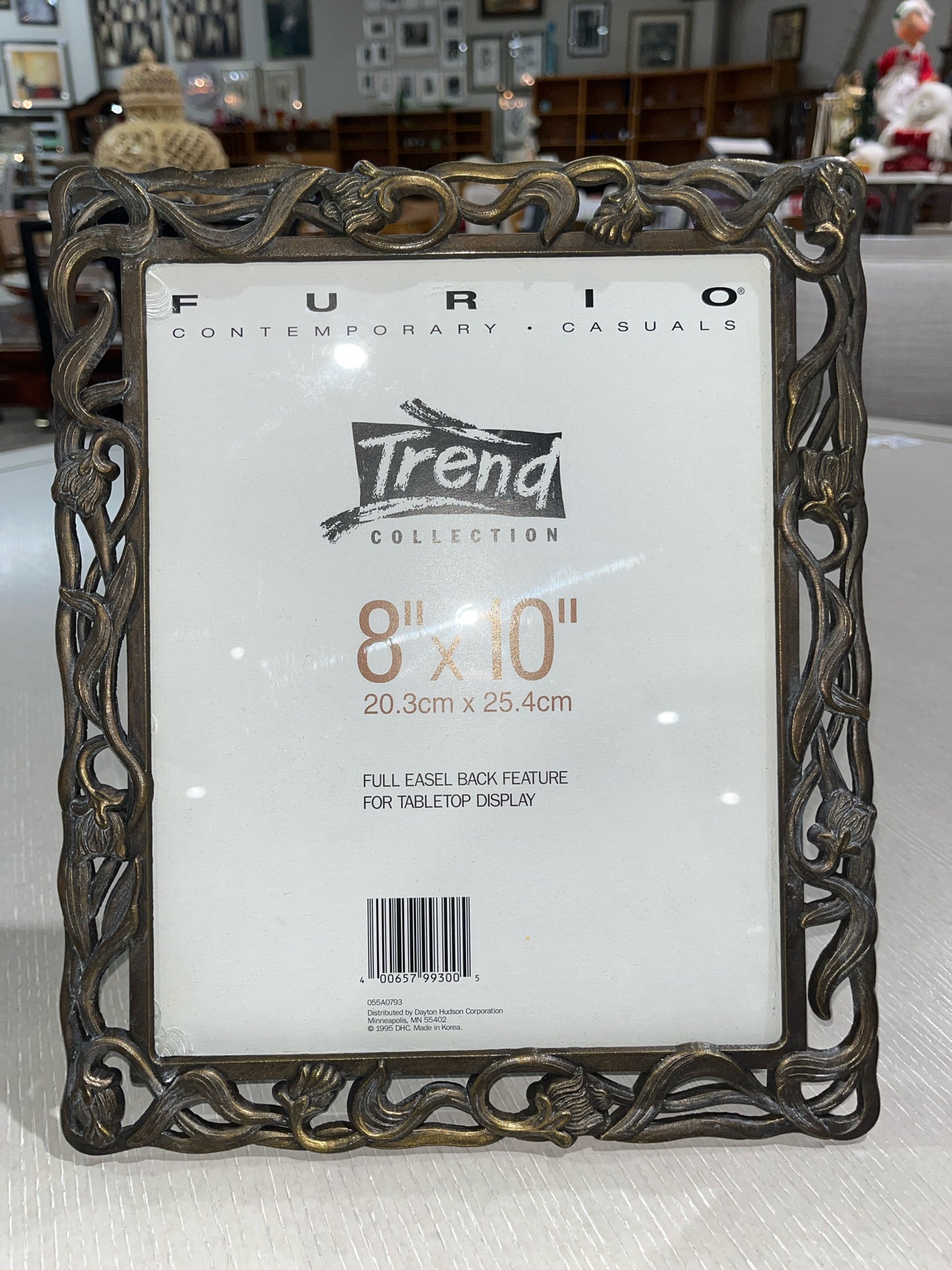 Metal Floral Picture Frame