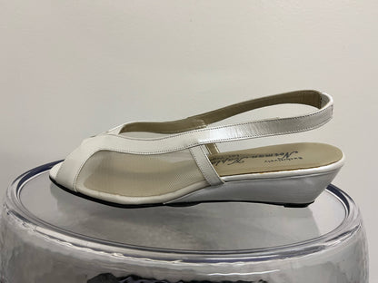 Norman Kaplan Vintage Pearl Silver Sling Back Shoes