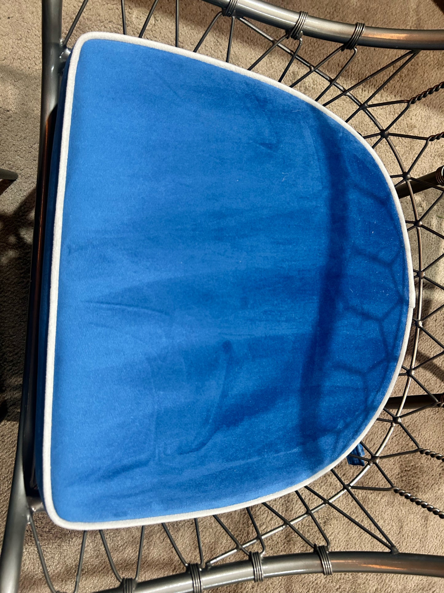 Arman Metal Chain Style Chair