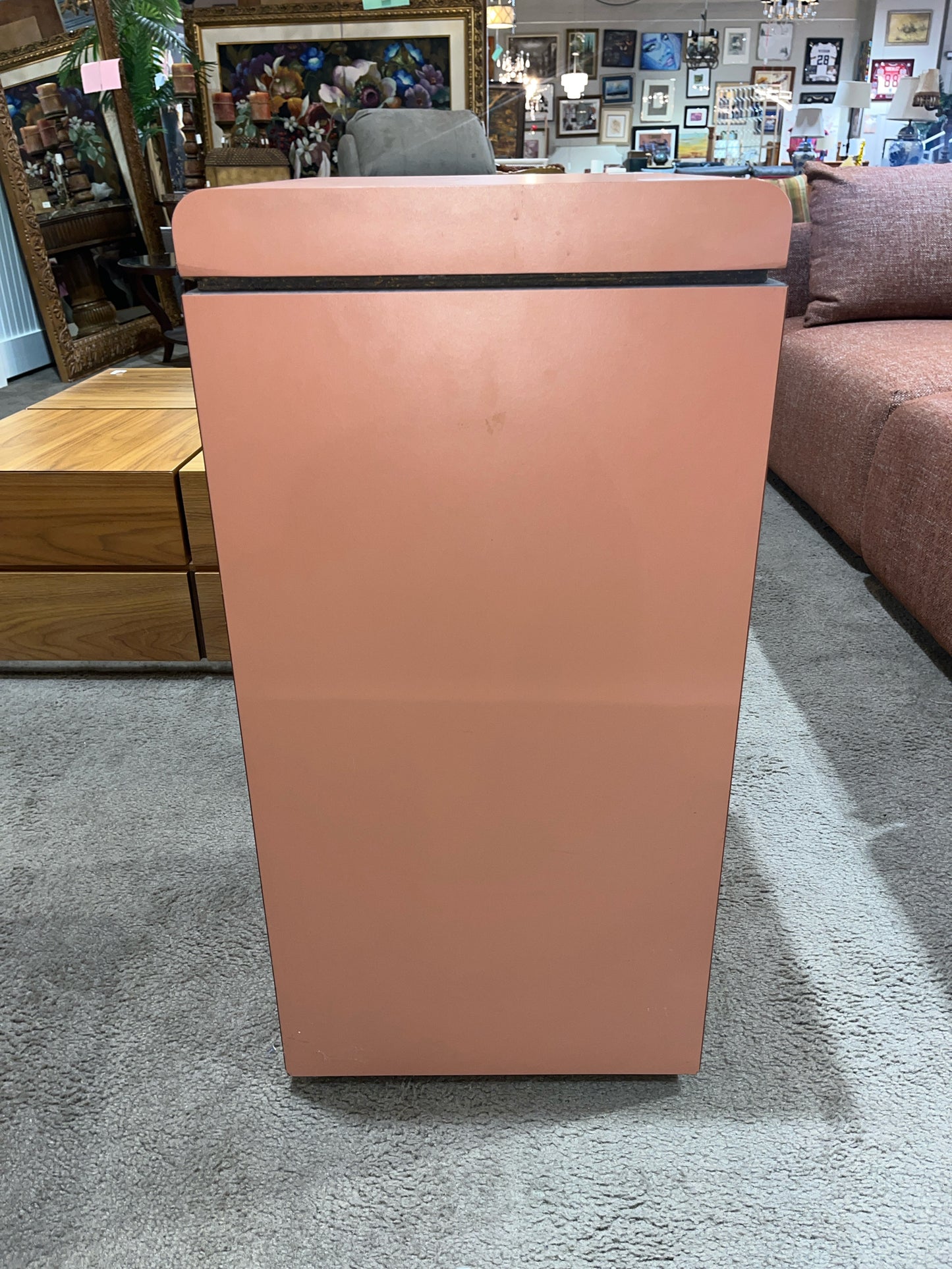 Mauve Veneered Wood Pedestal