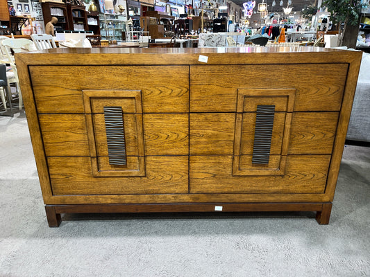 Tommy Bahama Dresser