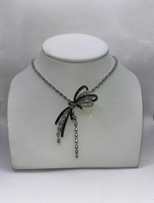 1932 Chanel 18K White Gold & Diamond "Rudan Series" Bowtie Necklace