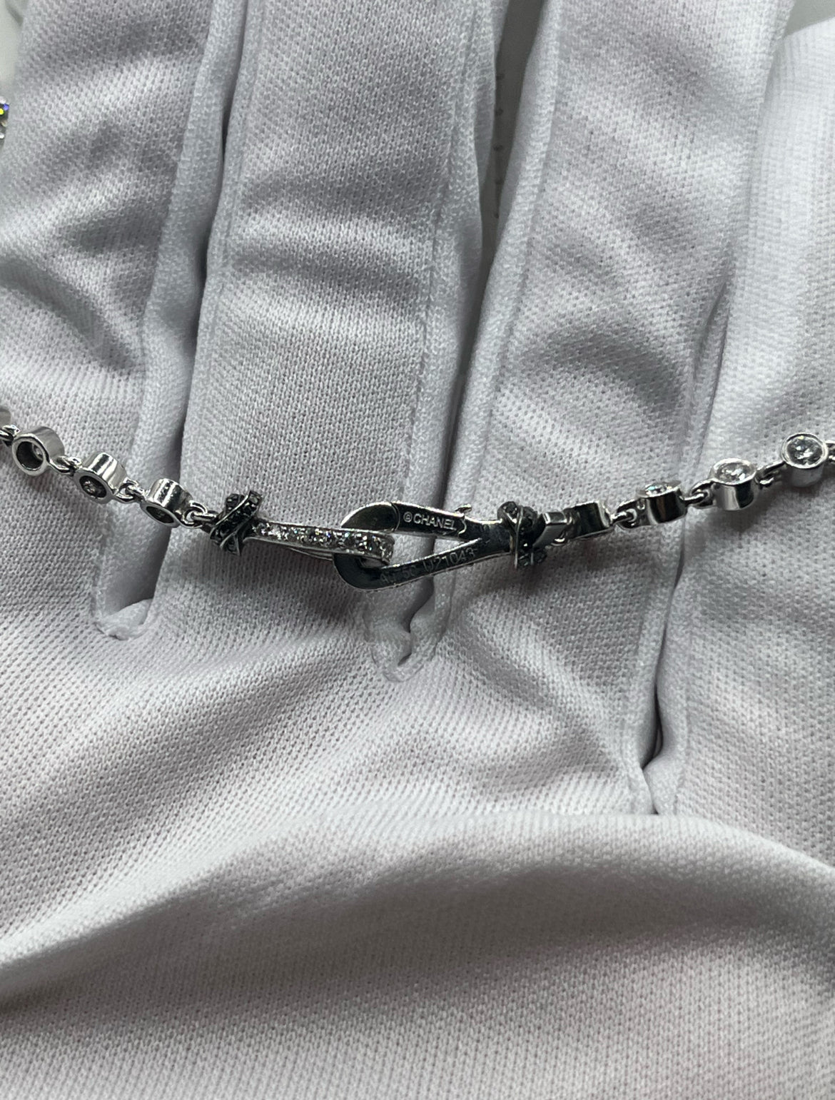 1932 Chanel 18K White Gold & Diamond "Rudan Series" Bowtie Necklace