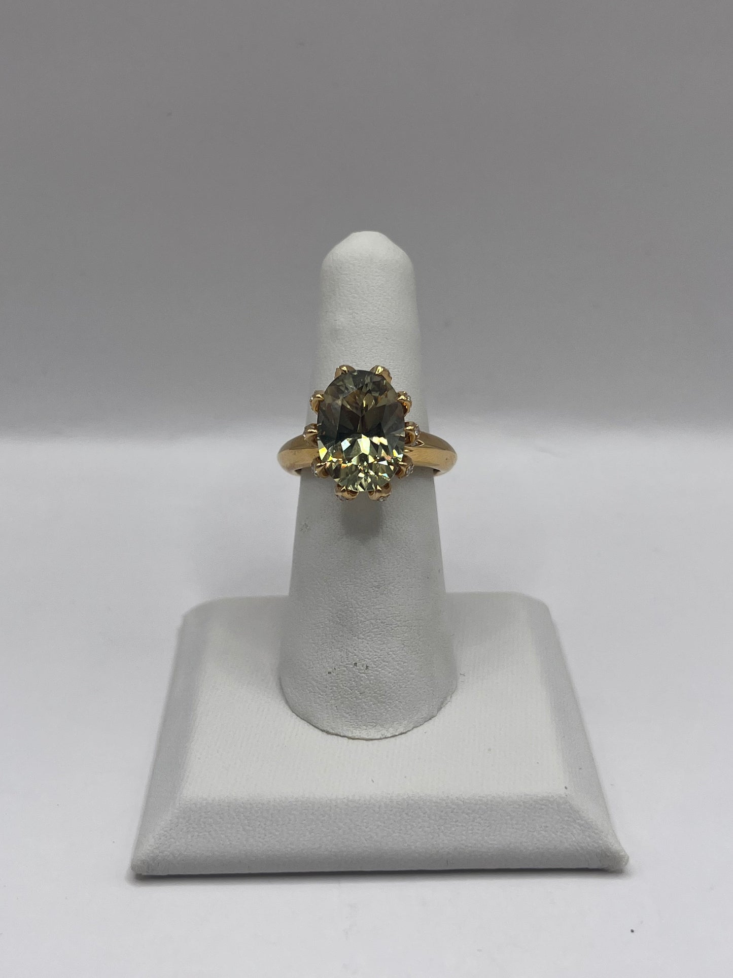 Kat Florence 18K Yellow Gold Zultanite & Diamond Ring