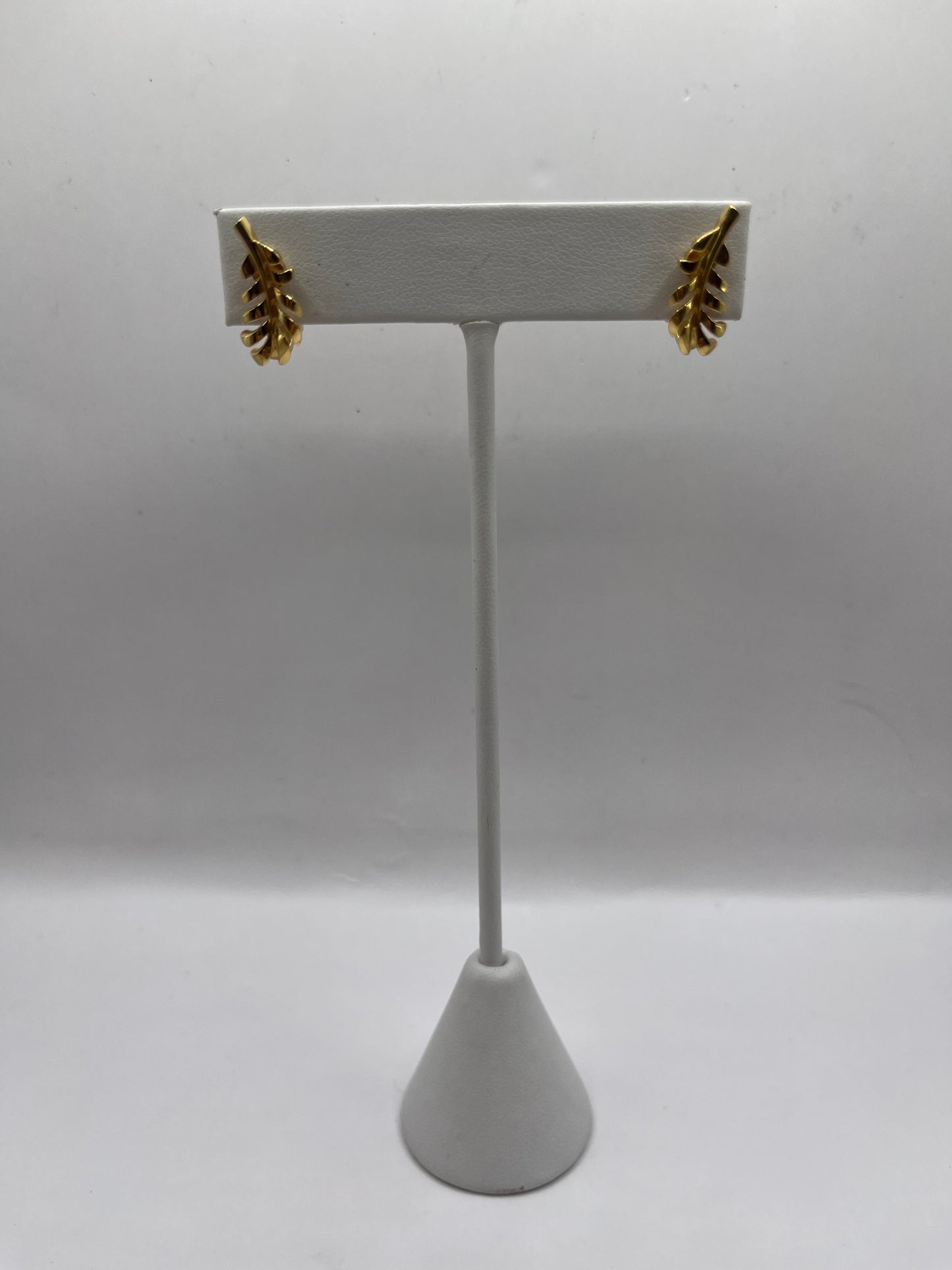 Chanel 18K Yellow Gold "Plume" Earrings