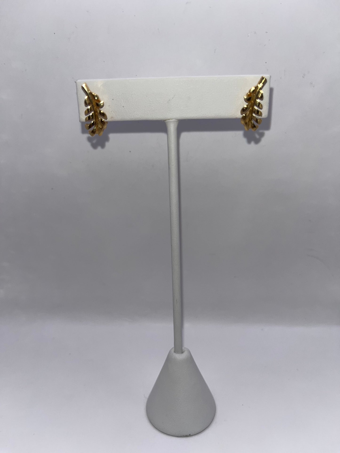 Chanel 18K Yellow Gold "Plume" Earrings