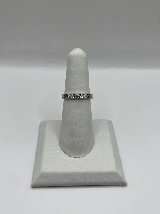 Gucci 18K White Gold & Diamond Ring