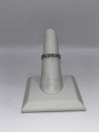 Gucci 18K White Gold & Diamond Ring