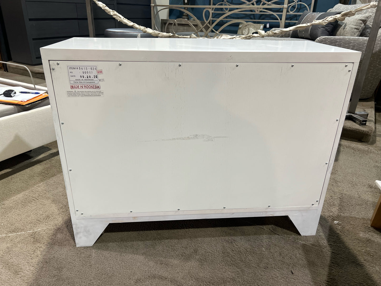 Lexington White Wood Avondale Chest of Drawers