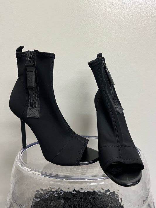 Zara Black Peep-toe Heels