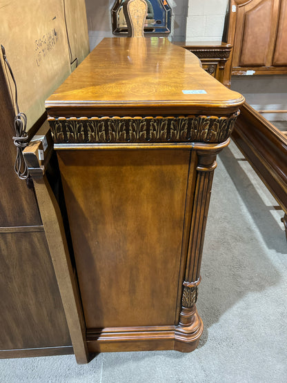 Pulaski Brown Wood Ornate Dresser