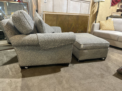 Gray & White Cheetah Print Chair