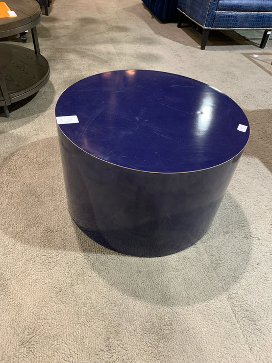 Le Vone Round Laquered Side Table