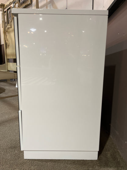 3 Drawer Lacquered Wood & Smoke Mirror Dresser