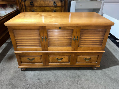 Vintage Lane Furniture Wood Chest