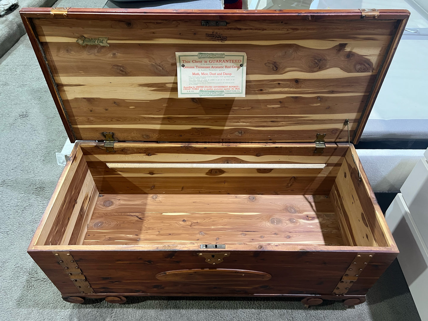 Forest Park Lines cedar Cabinet