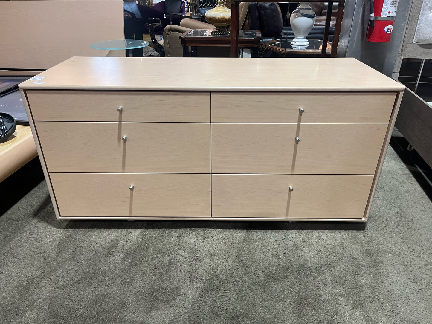 Light Wood 6 Drawer Dresser