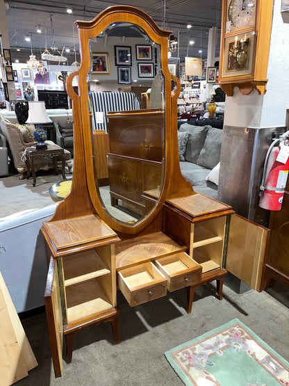 4-Piece Antique Wood Bedroom Set